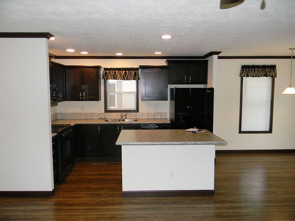 2nd image of 1168 Candlewood Rd #576