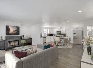 6221 Glide Ave, Woodland Hills, CA