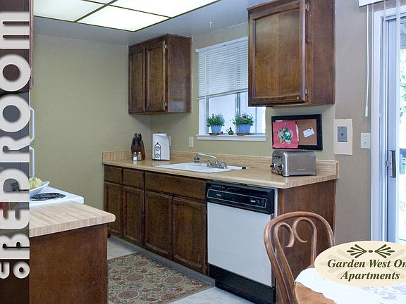 4th image of 1445 Stabler Ln APT 6