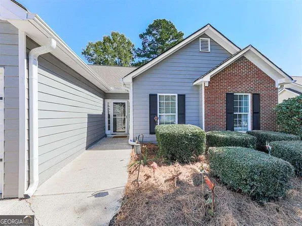 21 Freedom Dr NE, Cartersville, GA 30121