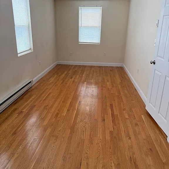 220 Middlesex Ave #4 — Photo 8