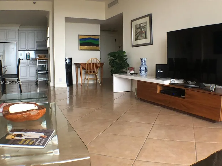 151 Crandon Blvd #833 — Photo 6