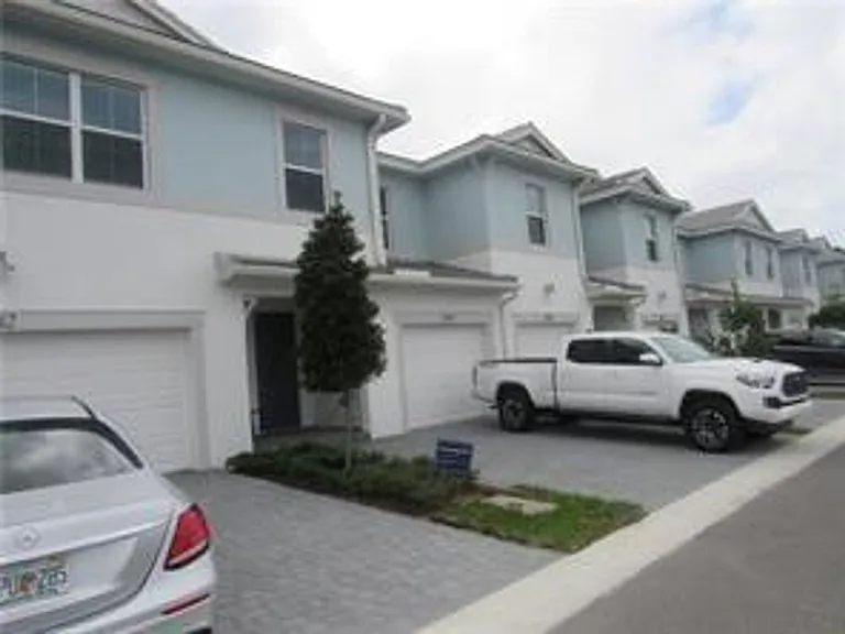 1851 Sandpiper Pointe Pl #1851 — Photo 22