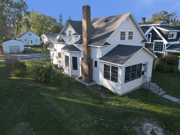 511 8th St NE, Staples, MN 56479
