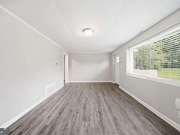 2nd image of 4315 Mercer Rd