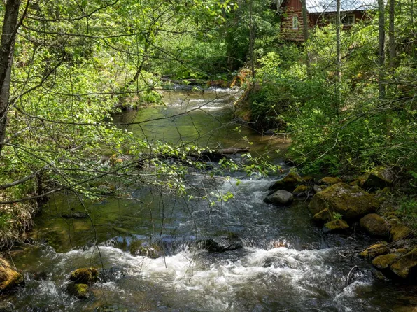 7700 Little Applegate Rd, Jacksonville, OR 97530
