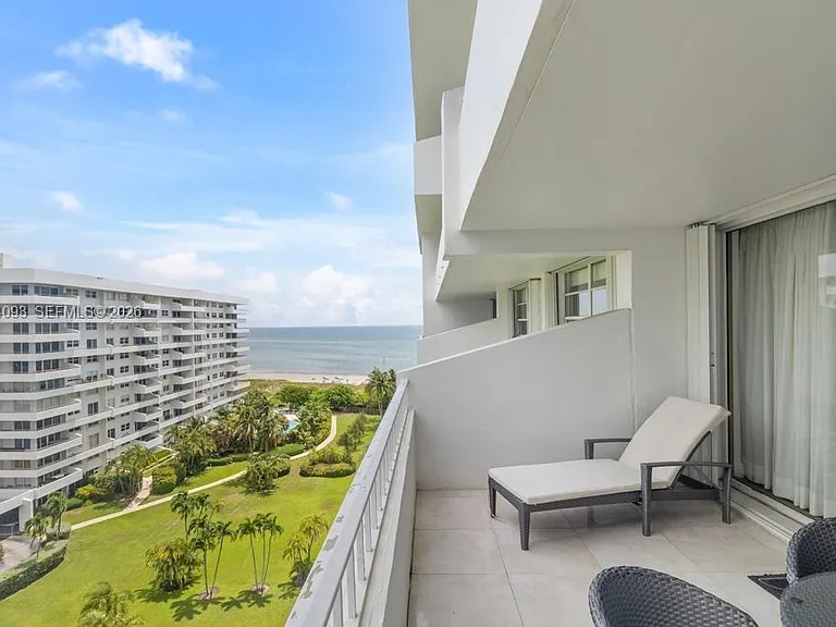 199 Ocean Lane Dr #1006 — Photo 1