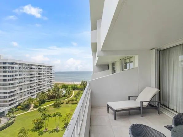 199 Ocean Lane Dr, Key Biscayne, FL