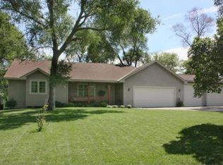 3029 Gizmo Ln, Minnetonka, MN 55305