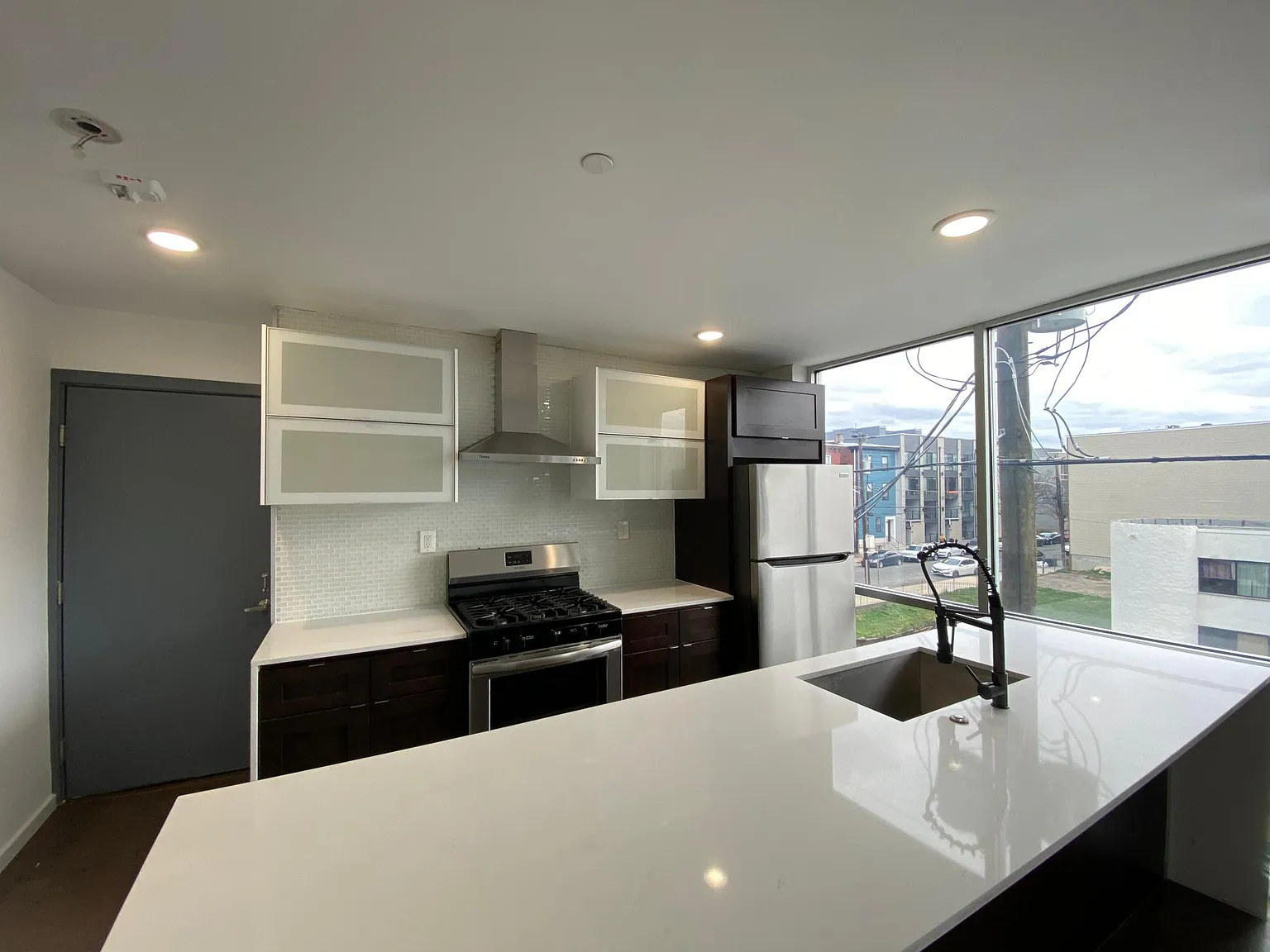 1235 N Franklin St — Photo 4