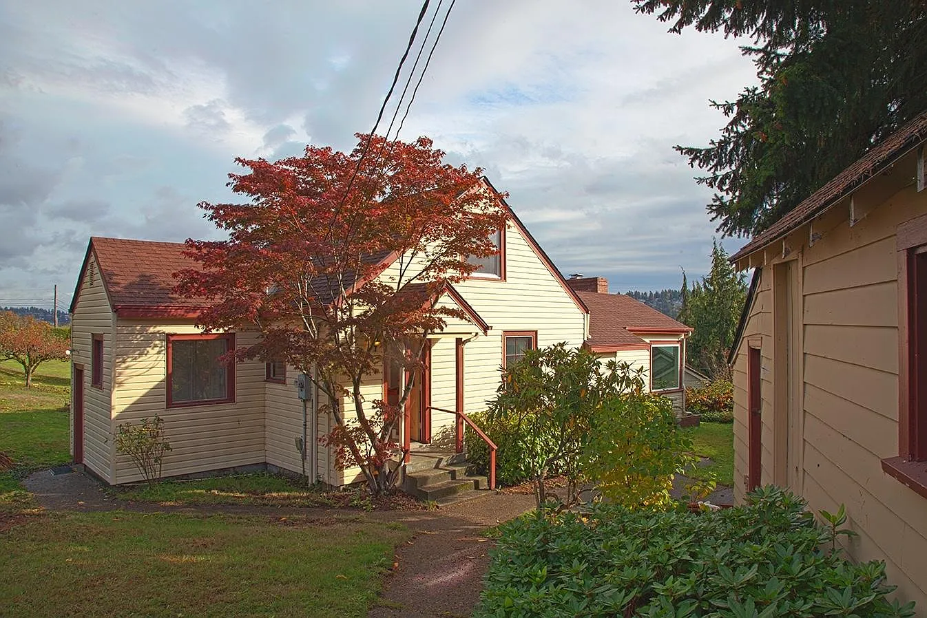 15208 38th Pl NE photo 1