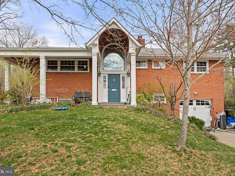 5937 Avon Dr — Photo 1