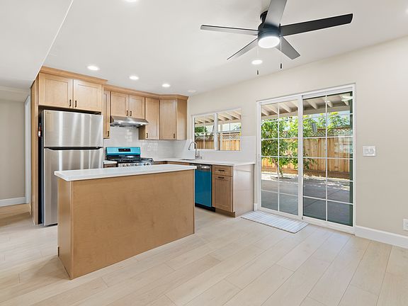5th image of 1429 Crucero Ct