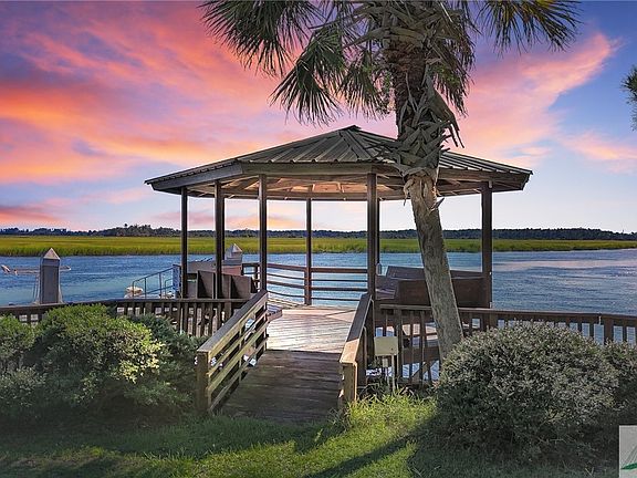 2nd image of 725 Seascape Drive