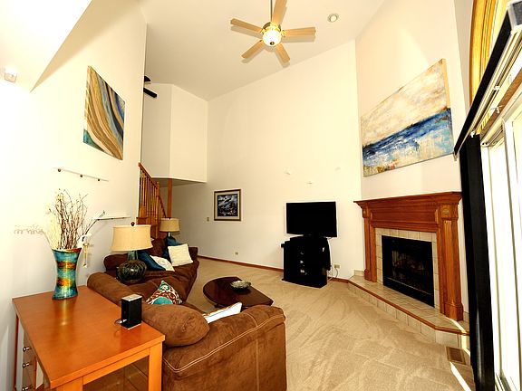 5th image of 12643 S 69th Ct APT 10