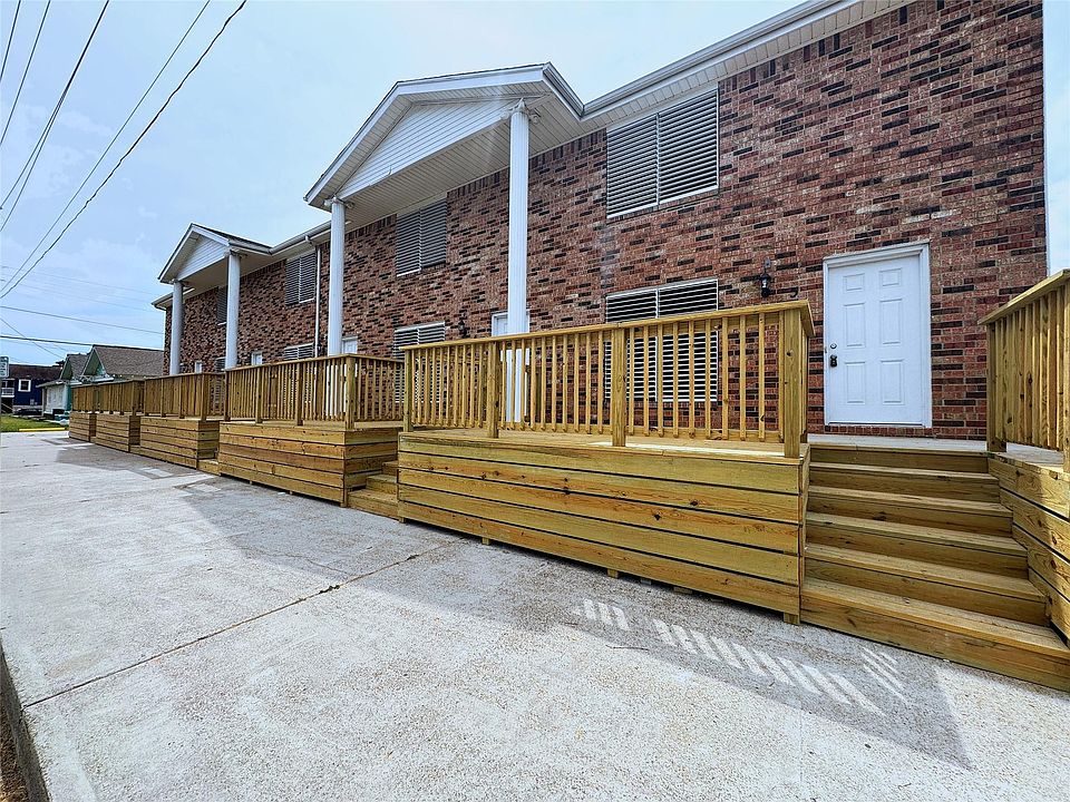 1st image of 711 7th St #2