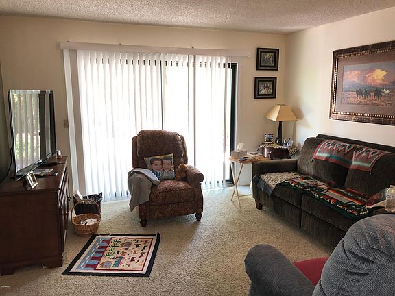 5th image of 450 S Greenside Ct