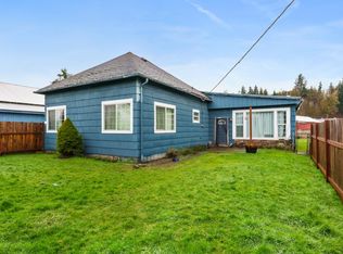 992 State Route 6, Raymond, WA 98577