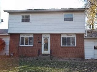 421 Mooseheart Dr, Morris, IL 60450