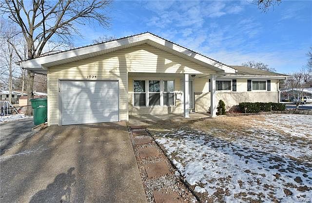 1st image of 1725 Jenkee Ave