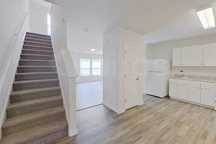 137 Shamrock Dr SW — Photo 9