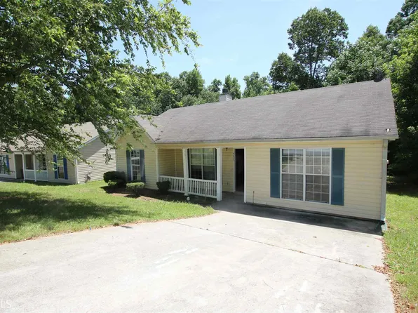 5603 Eagles Feather Ln, Riverdale, GA 30274