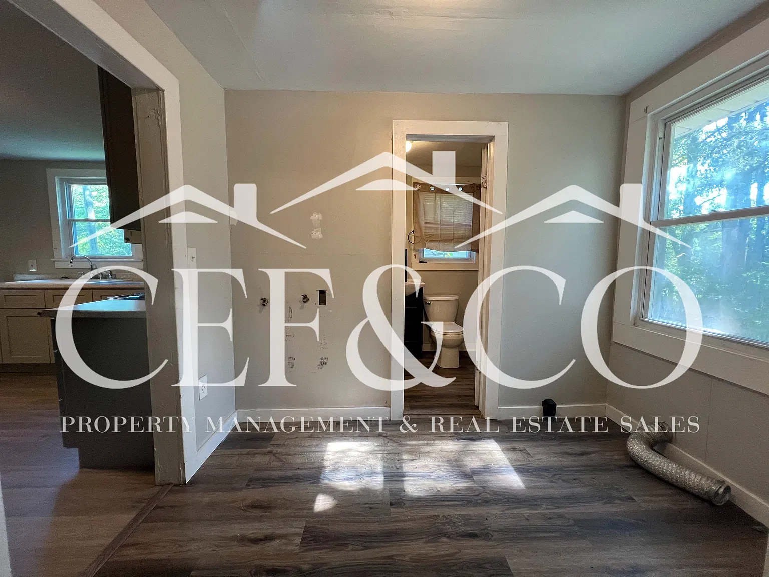 2 bed, 864 sqft, $795 — Photo 2