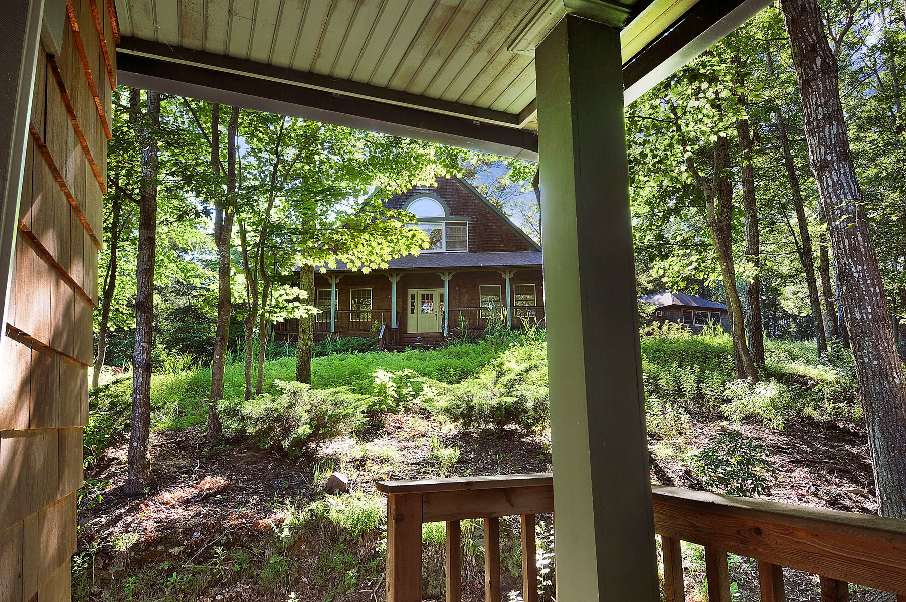 876 Millstone Rd, Water Mill, NY 11976 Out East