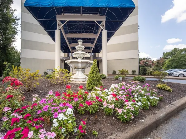 3589 Covington Pike APT 408, Memphis, TN 38128