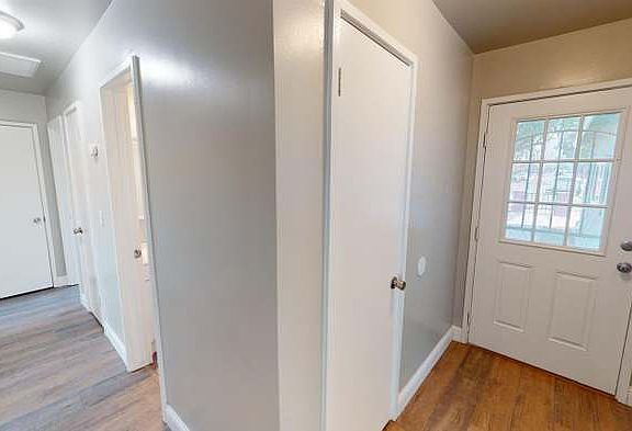 2nd image of 3245 N Claremont Ave #1
