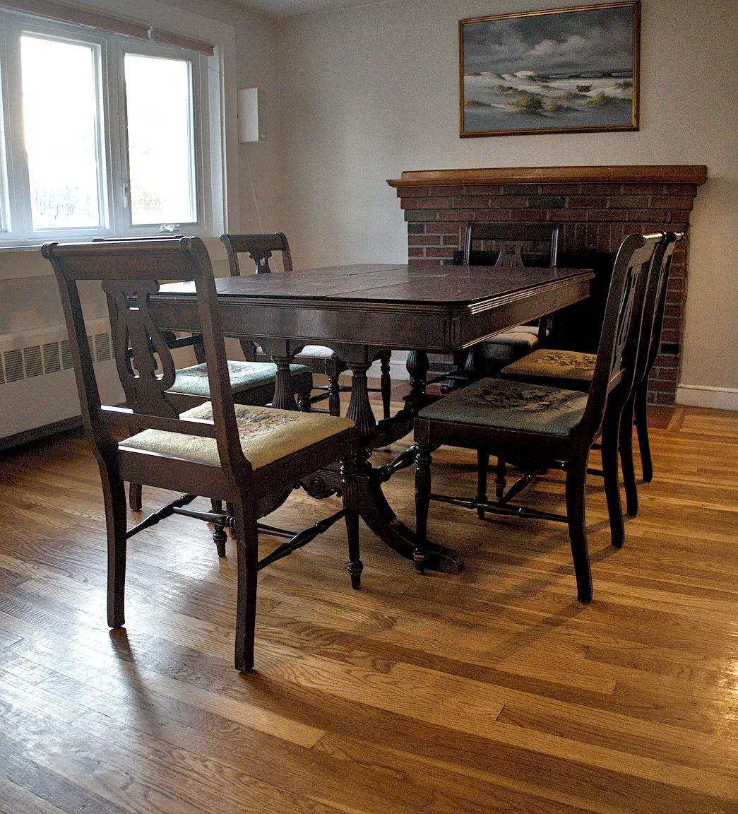 3 bed, 1.5 bath, 1238 sqft, $4,300 — Photo 3