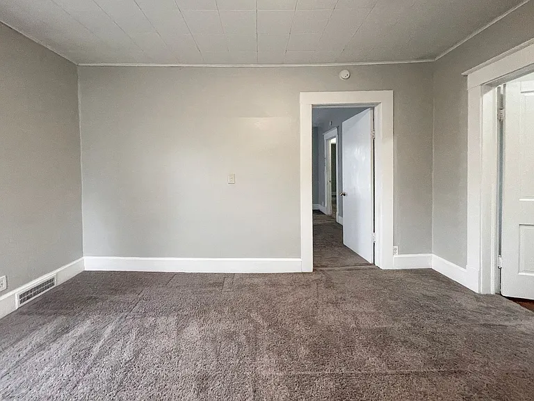 824 W Beechwood Ave — Photo 25