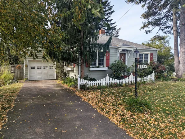 5234 Washington Ave, Erie, PA 16509