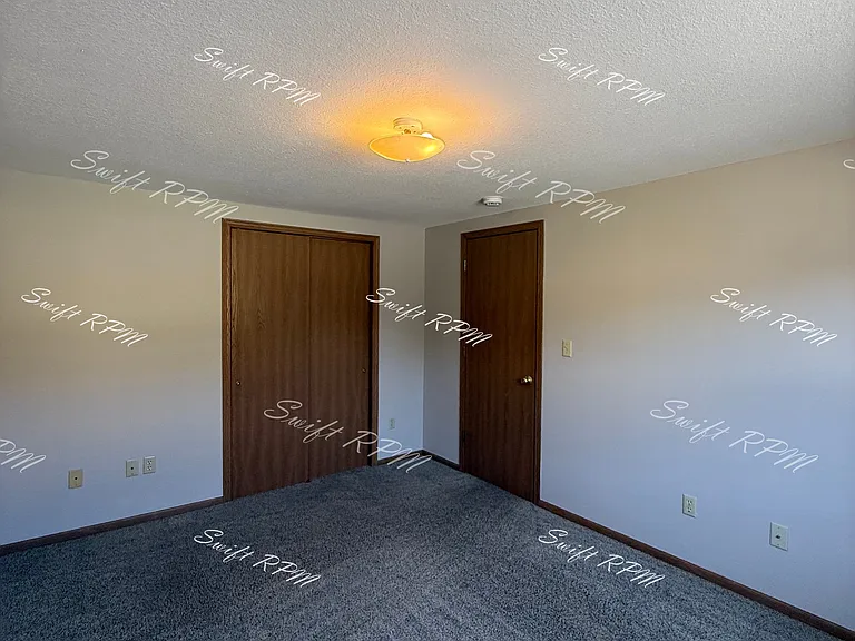 718 W 25th St #1 — Photo 9