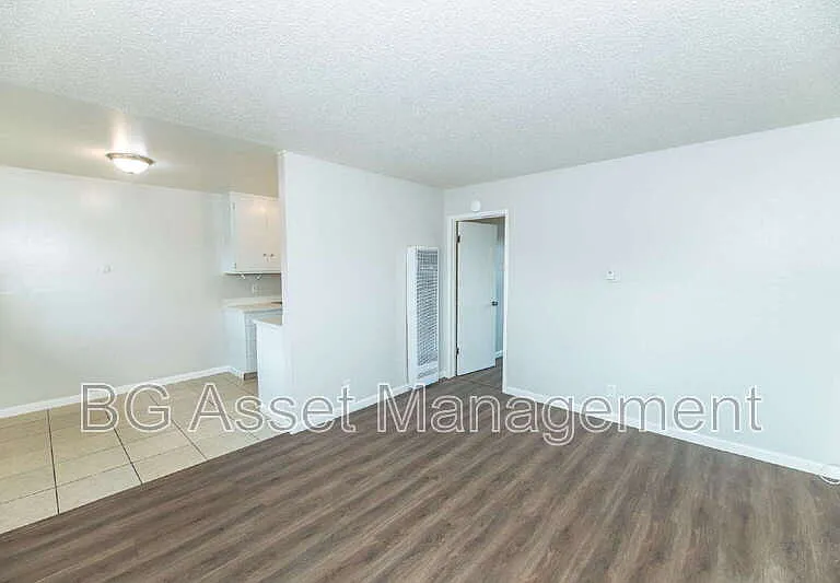 1333 Market Ave #3 — Photo 1