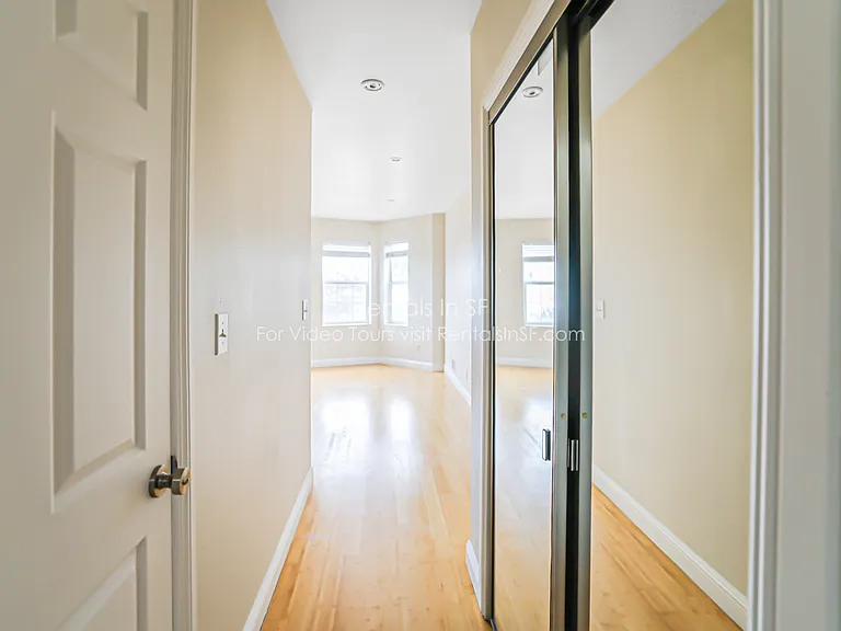 540 Griffith St — Photo 13