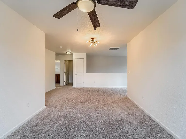 17122 Melody Dr — Photo 48