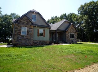 100 Amberwood Dr, Anderson, SC 29621