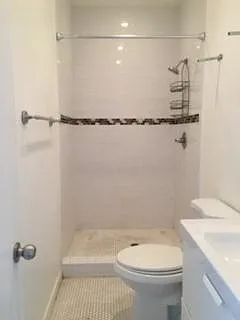 2569 Clarendon Ave #1 — Photo 7