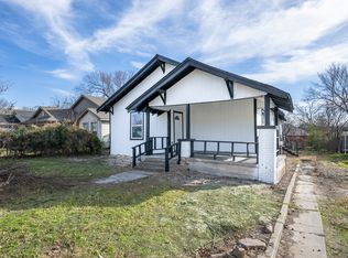 1024 Elmwood Ave, Fort Worth, TX 76104