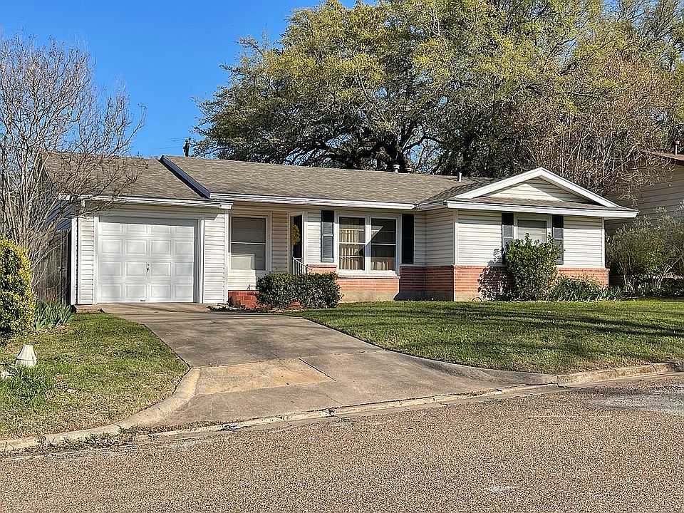 1st image of 107 Hillcrest Dr