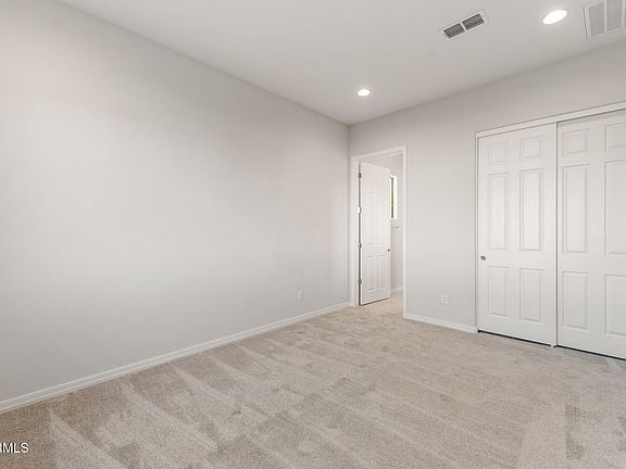 5th image of 26942 W RENEE Drive