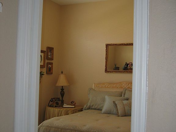 4th image of 1298 Tipperary Dr