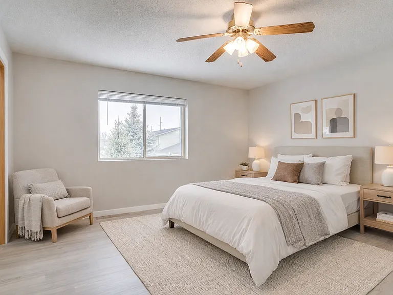 805 Angel Ct — Photo 46