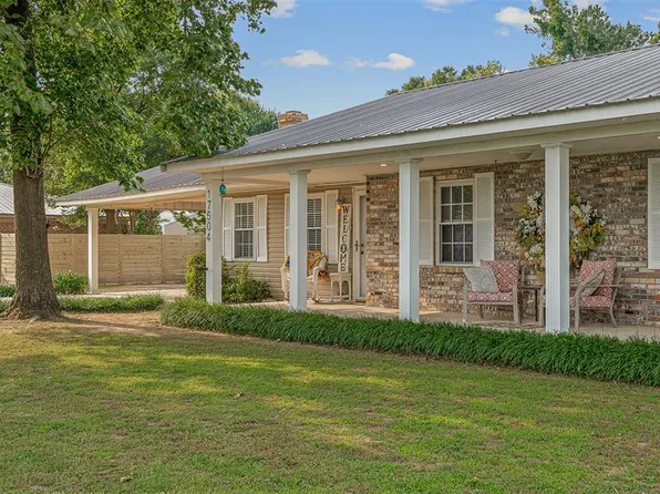 17504 Division St, Kennett, MO 63857