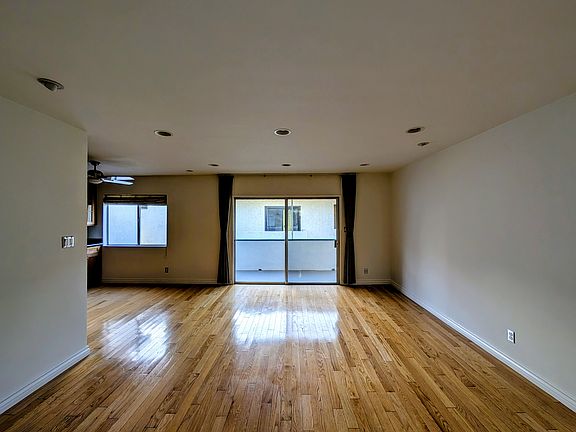 3rd image of 1119 15th St