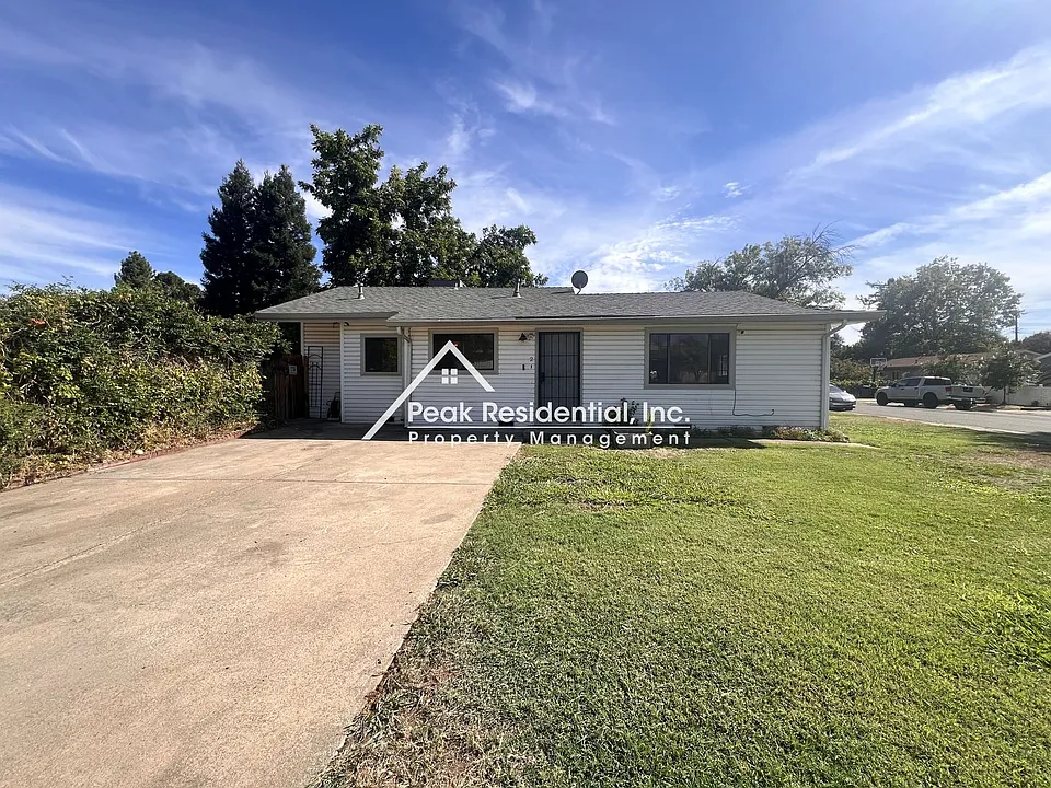 5546 Cranbrook Way