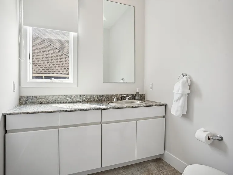 681 Dune Rd — Photo 12