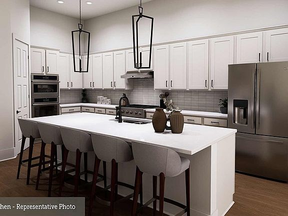 The Garland - Kitchen