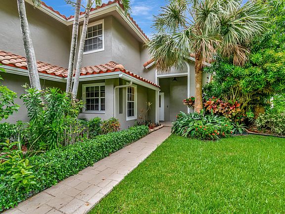 5th image of 612 Misty Oaks Lane